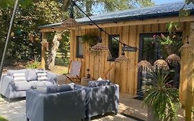 Meadows Lodge